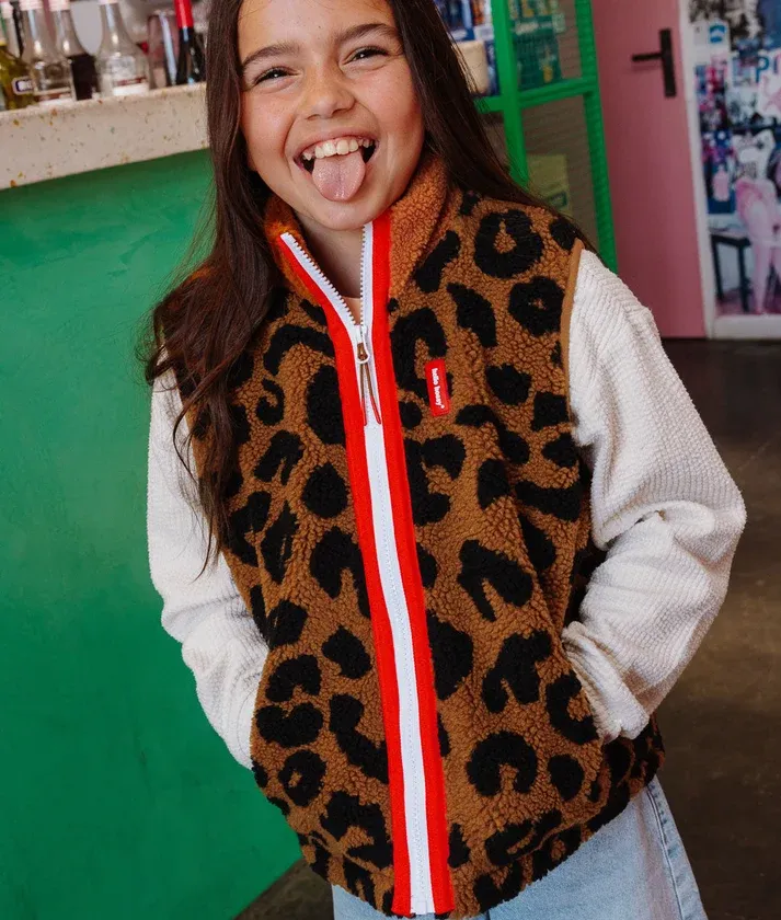 veste-polaire-sans-manches-leopard-enfants-4257c61d.webp