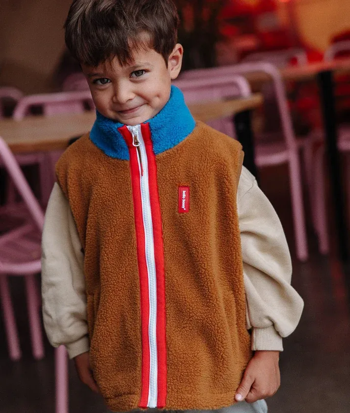 veste-polaire-sans-manches-blue-camel-enfants-8ba5d9e1.webp