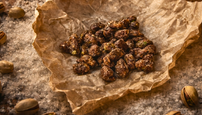 Pistaches d'Andalousie caramélisées - Sel de l'Ile de Ré - Les Bonbons de Grand-Mère