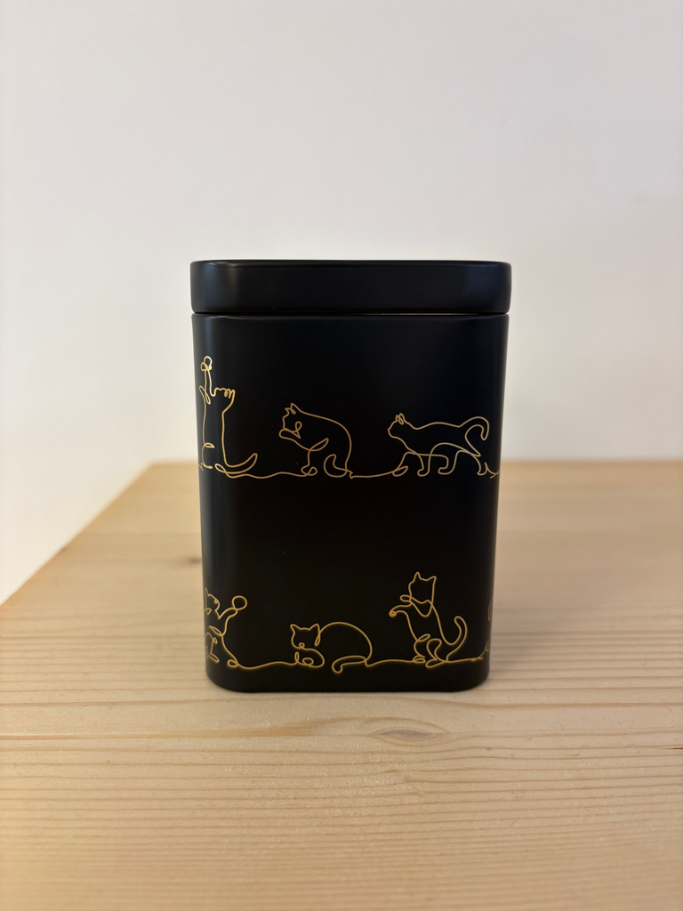 Boite Noire avec chat doré - Maori