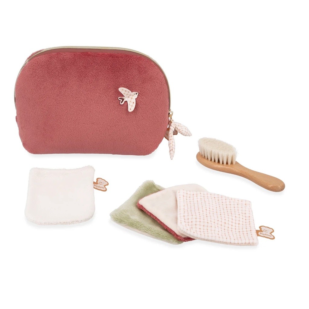 Ma trousse de toilette bordeaux